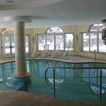 Hotel Canada Pinzolo Kültér fotó